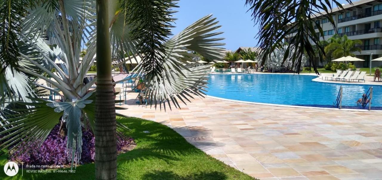 Apartamento com Vista da Piscina